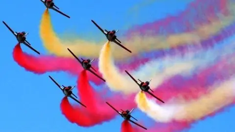 BANDERA EN LOS CIELOS