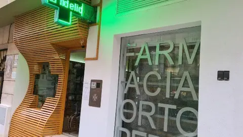 Fachada de Farmacia / Archivo