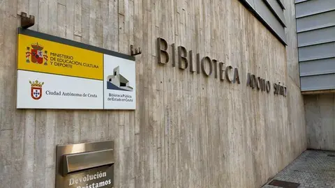 Biblioteca Adolfo Suarez / Archivo