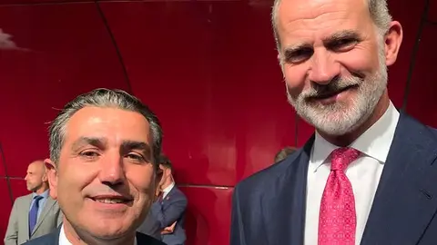 Felipe VI y Carlos Rontom&eacute; / Cedida