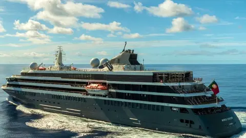 El buque &lsquo;World Voyager&rsquo; har&aacute; escala en Ceuta este domingo