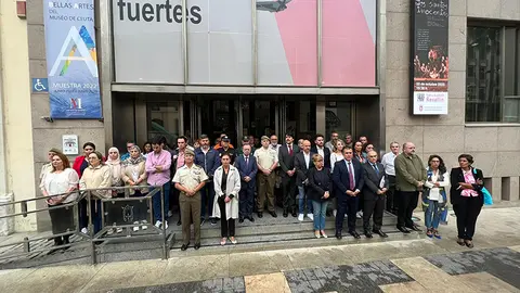 Minuto de silencio por Dris Amar / Daniel Hern&aacute;ndez
