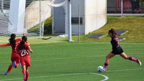 &Aacute;ngela Ortiz, jugadora caballa