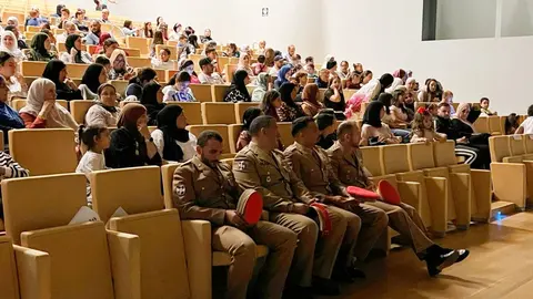 Homenaje de Al Idrissi a Regulares