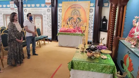 Momento del aarti celebrado esta ma&ntilde;ana / Cedida