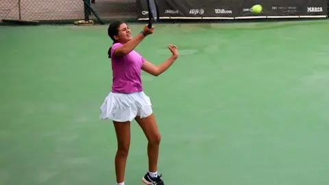 Jugadora de tenis, durante un torneo anterior en Ceuta/ Archivo