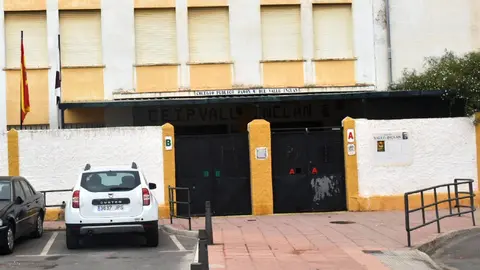 Colegio Valle Incl&aacute;n / Rafa B&aacute;ez