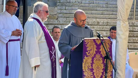 Imagen de una misa de Difuntos anterior/ Archivo