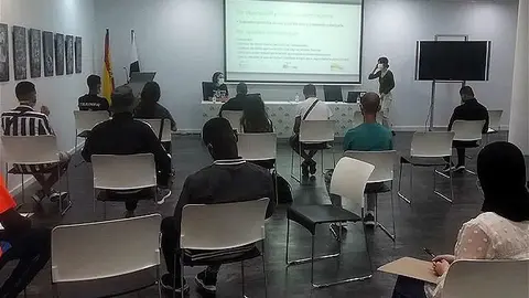 Actividad de Andaluc&iacute;a Acoge/ Archivo