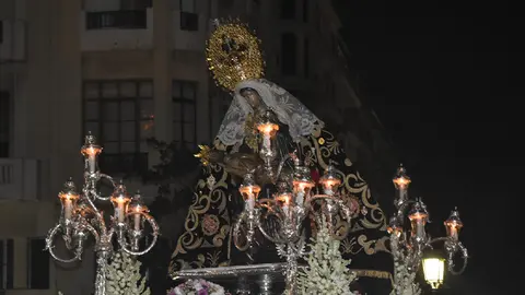 Virgen de &Aacute;frica / Archivo