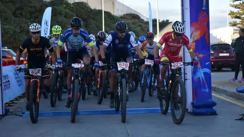 No te pierdas la salida del primer Rally MTB 'XCO Monte Hacho' / Rafa B&aacute;ez