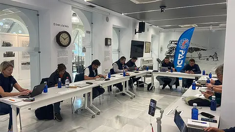 Encuentro anual de la Asociaci&oacute;n de Profesionales del Buceo / Cedida