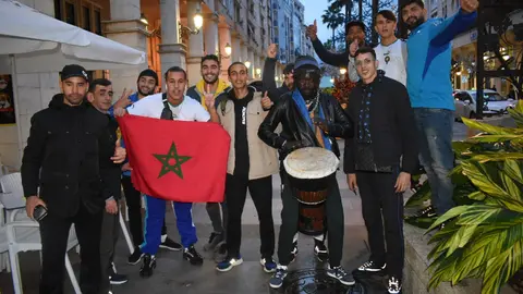 La victoria de Marruecos vuelve a celebrarse en Ceuta / Rafa B&aacute;ez