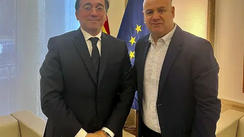 Reuni&oacute;n entre el Ministro Alvares y Juan Guti&eacute;rrez / Cedida