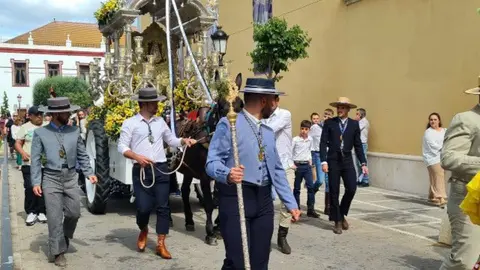Romeros ceut&iacute;es se despiden de la ciudad en su camino al Roc&iacute;o / Archivo