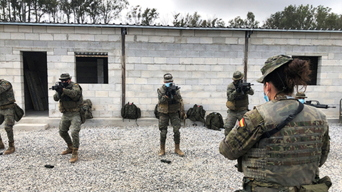 Militares de La Legi&oacute;n en una sesi&oacute;n de adiestramiento en nuestra ciudad / Daniel Hern&aacute;ndez
