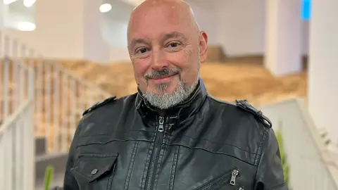Alberto Caliani presenta 'La sombra del Impostor'