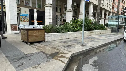 Vertido en la Gran V&iacute;a / Mohamed Etouileb