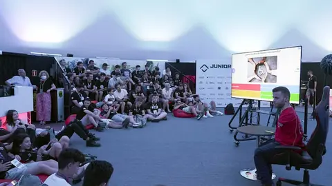 Centros Educativos participan en JUNIOR Esports