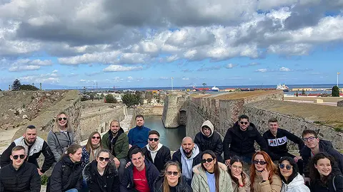 J&oacute;venes del Erasmus + / Casa de la Juventud