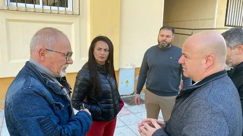 Visita del PSOE a la barriada El Roc&iacute;o