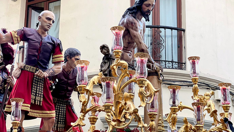 Salida procesional de la Hermandad de Nuestro Padre Jes&uacute;s de la Flagelaci&oacute;n y Mar&iacute;a Sant&iacute;sima de la Caridad / Archivo
