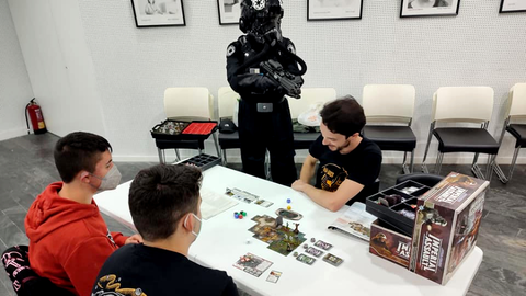 Juegos de Mesa dedicados a Star Wars / 'El Solitario'