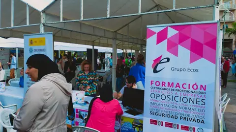 Uno de los stand en la Feria de Empleo/ Foto: Dani Hern&aacute;ndez