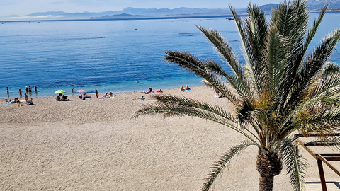 Playa de la Ribera / Laura Ortiz