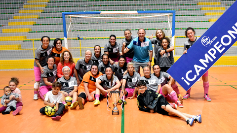 El Puerta Califal se lleva el t&iacute;tulo de la Liga de f&uacute;tbol sala femenina 