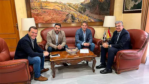 Reuni&oacute;n de la C&aacute;mara de Comercio con la Delegaci&oacute;n del Gobierno
