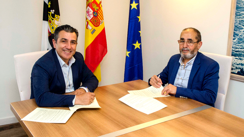 La Ciudad y la Comisi&oacute;n Isl&aacute;mica firman un convenio por valor de 95.000 euros