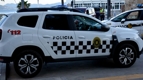 Veh&iacute;culo de la Polic&iacute;a Local/ Archivo
