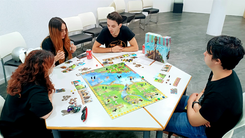 Jornada de juegos de mesa vikingos en la biblioteca