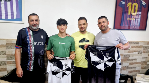 El joven ceut&iacute; V&iacute;ctor Fabio, ficha por el Real Betis Balompi&eacute; 