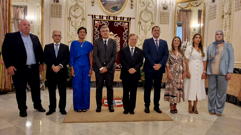 El nuevo Gobierno de la Ciudad, acompa&ntilde;ado de la Delegaci&oacute;n del Gobierno, este s&aacute;bado / Laura Ortiz