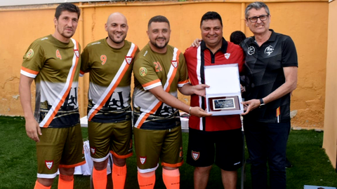 El Jos&eacute; Benoliel ha acogido el encuentro de veteranos entre el Foso Ceuta y el Racing Portuense / Rafa B&aacute;ez