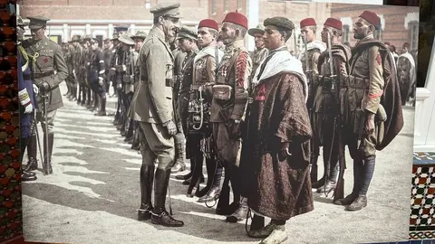 Exposici&oacute;n de Fotograf&iacute;as coloreadas en el Casino Militar / Daniel Hern&aacute;ndez