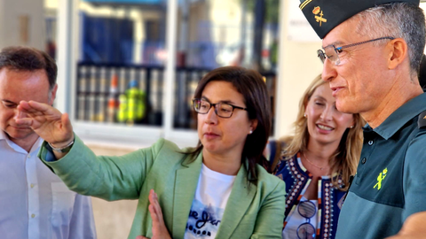 Ana Bel&eacute;n V&aacute;zquez durante su visita del pasado mi&eacute;rcoles a la frontera / Laura Ortiz
