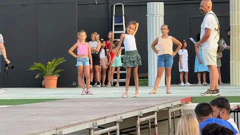 Ensayo del Certamen para la elecci&oacute;n de la Reina de las Fiestas 2023 / Daniel Hern&aacute;ndez