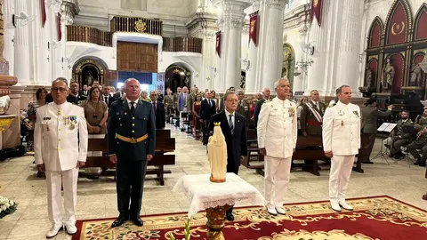 Misa conmemorativa de la festividad de la Virgen del Carmen / Daniel Hern&aacute;ndez