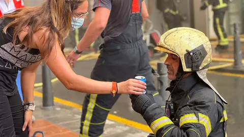Incendio en el Edificio de Colores / Daniel Hern&aacute;ndez