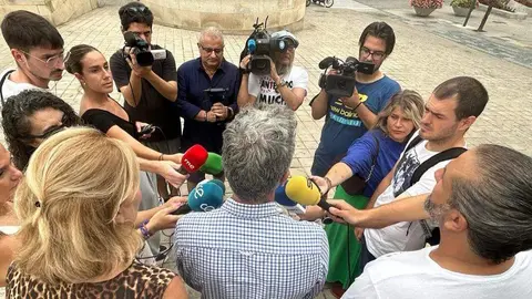  Los candidatos del PSOE ceut&iacute; al Congreso y Senado han vuelto a comparecer ante los medios de comunicaci&oacute;n 