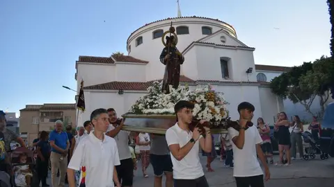 Procesi&oacute;n de San Daniel, saliendo de Santa Teresa/Archivo