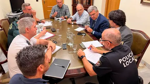 Reuni&oacute;n de coordinaci&oacute;n de la seguridad en la Feria