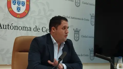  El portavoz del Gobierno, Alejandro Ram&iacute;rez, durante la comparecencia posterior al Consejo de Gobierno 