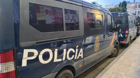 Polic&iacute;a Nacional / Archivo