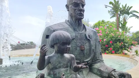 Estatua de Pedro de Meneses/ Archivo