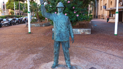 Monumento de la Polic&iacute;a Local/ Juanjo Coronado