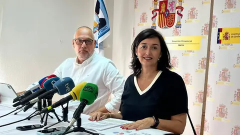 Yolanda Rodr&iacute;guez y Carlos C&oacute;rnax, durante la rueda de prensa de este martes/ Dani Hern&aacute;ndez